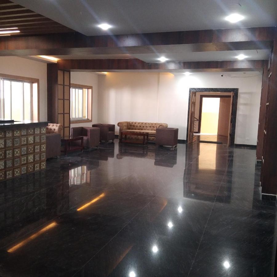 Hotel Janaki Pride Purî Extérieur photo
